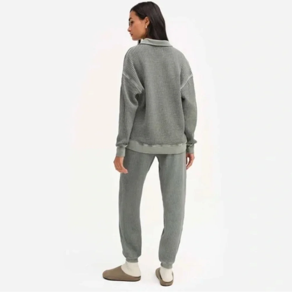 Mate The Label Organic Cotton Waffle Relaxed Jogger - Picture 4 of 17
